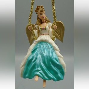 HALLMARK KEEPSAKE ORNAMENT BARBIE ANGEL OF JOY 2000 swing ornament